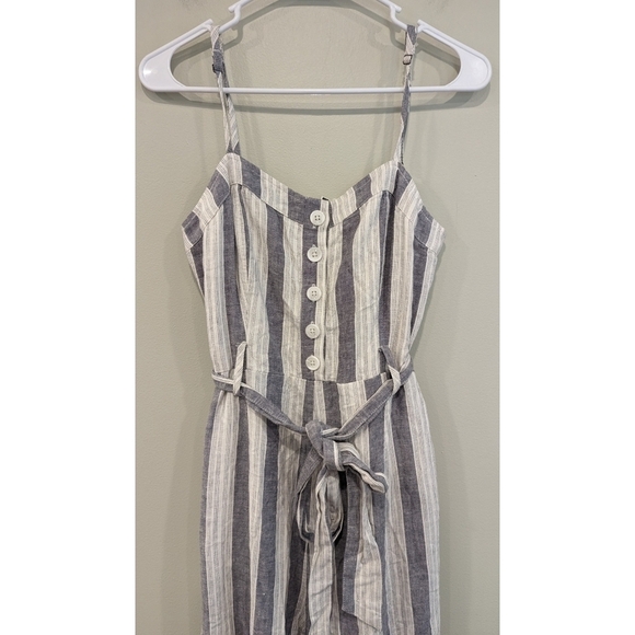 Rails Harper Linen Blend Jumpsuit in Laguna Stripe in Size Medium - Picture 4 of 9
